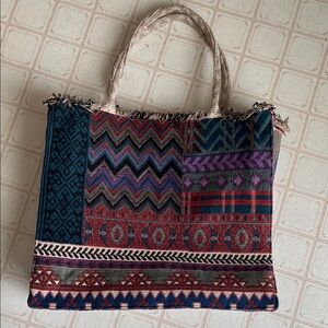 Vismaya. EMINENT JACQUARD BAG - PURPLE